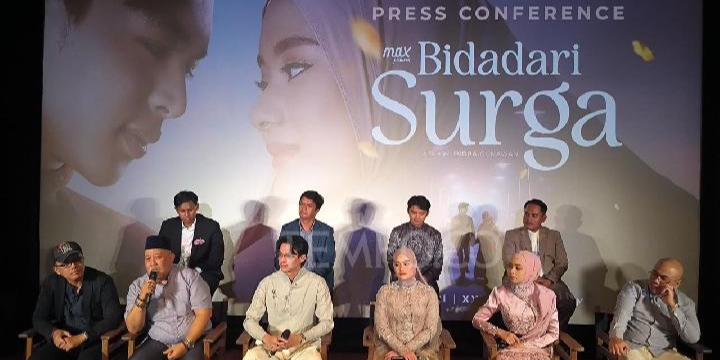 Sinematografi dan Latar Tempat, Kontras Dua Dunia